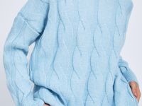 Свитер свободного кроя