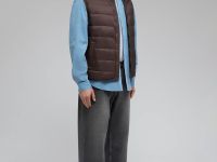 Стеганый пуховый жилет