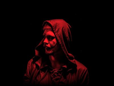 Билеты на Гамлет (Май театр) / Театр | Афиша | ИнфоТаймс