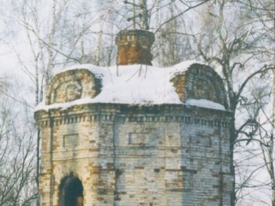 Часовня на кладбище в Бежичах