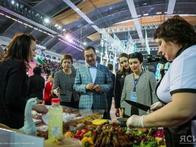 «Сладкие мечты» по-белорусски. Жителям Якутска представили кухни народов мира