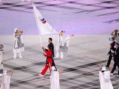 У команды России на Играх в Пекине будет два знаменосца