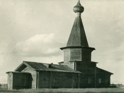 Никольская церковь (деревянная)