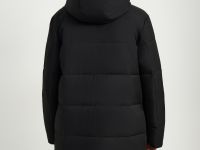 Утепленное пальто с накладными карманами