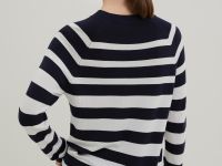 Джемпер в полоску свободного силуэта