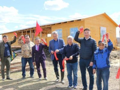 В День сайылыка в Намском улусе открыли научный центр репродукции генофонда якутского скота