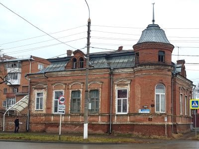 Дом жилой Х.Д. Каспарова, где в 1918 году размещался штаб армавирского советского полка "Красное Знамя Труда"