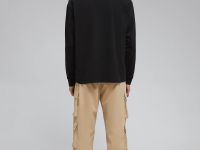 Лонгслив оверсайз силуэта