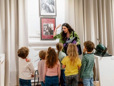 Билеты на Дали детям (4–7 лет) (Сад им. Баумана) / Экскурсия | Афиша | ИнфоТаймс