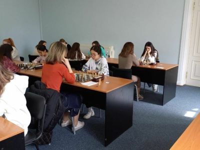 Юные шахматистки из Якутии стали чемпионками Дальнего Востока 