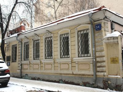 Главный дом, 1830-е гг., 1850-е гг., 1870-е гг., 1910-е гг.