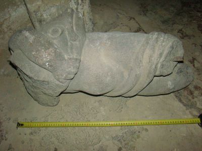 Скульптура «Мальчик с дельфином»