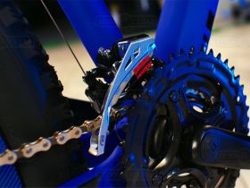 Горный велосипед Stels Adrenalin MD 27.5 V010, год 2025, цвет Синий, ростовка 18