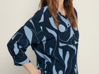 Блузка свободного силуэта с принтом