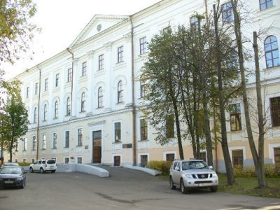 Ансамбль зданий мужской гимназии (3 строения)