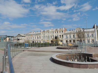 Дом с торговыми лавками и выходами Артемьева Н.И.