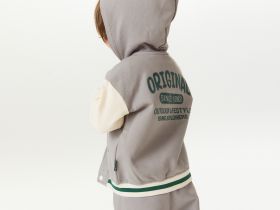 Толстовка на молнии для маленького мальчика