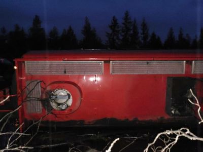 Водитель опрокинул цистерну с топливом на автодороге «Колыма» в Якутии