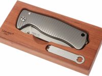 Нож складной LionSteel SR2 G (GREY) Mini, сталь Uddeholm Sleipner® Satin, рукоять титан по технологии Solid®, серый