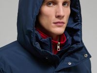 Пуховое полупальто с капюшоном и воротником-стойкой