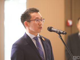 В Якутии открылась выставка «Алмазы героев России»