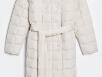 Пуховое стеганое пальто с поясом