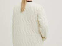 Полупальто утепленное прямого кроя