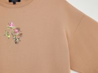 Свободная футболка с принтом