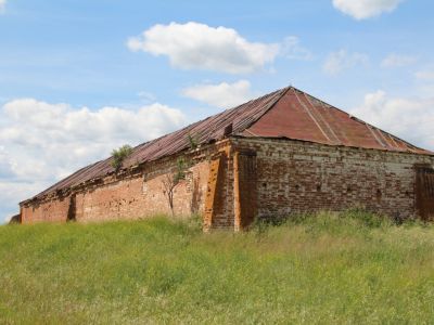 Здание общественного амбара