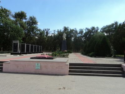 Памятник воинам-односельчанам, погибшим на фронтах Великой Отечественной войны