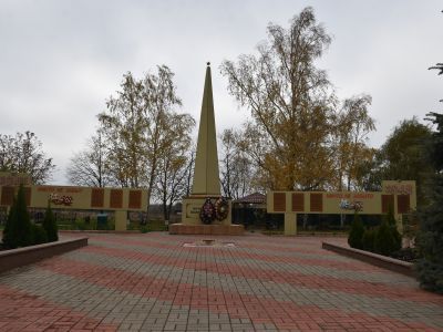 Памятник 73 воинам-землякам, не вернувшимся с фронтов войны