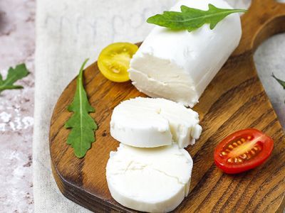 Вырос спрос на мягкие сыры, йогурты и глазированные сырки