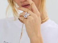 Колье с тремя кольцами O'STIN x Яндекс Книги, Золотой