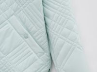 Куртка с v-образным вырезом на молнии