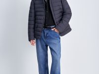 Утепленная куртка прямого силуэта