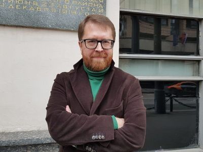 Путин присвоил высокое звание писателю Андрею Геласимову