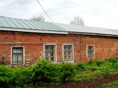 Служебная постройка