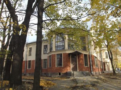 Больница Ольгинского приюта для детей и женщин В.Б. Перовской с садом