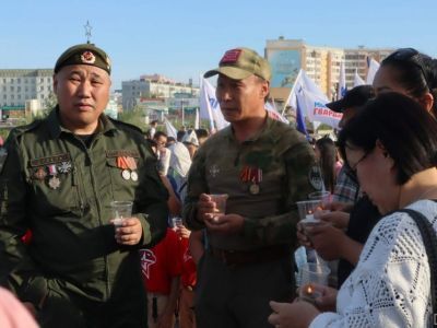 В Якутске прошёл траурный митинг, посвящённый Дню памяти и скорби