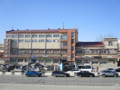 Спортивный клуб «Динамо» (арх. Гордеев Б.А., Тургенев О.П., инженер Никитин В.Н.)