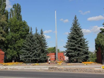 Братская могила № 233