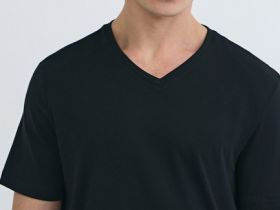 Футболка с V-образным вырезом, Черный
