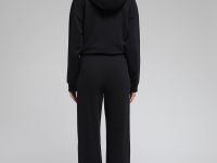 Трикотажные брюки свободного силуэта