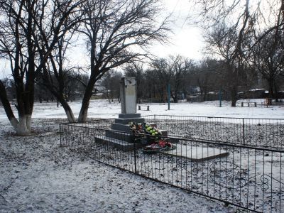 Обелиск погибшим воинам в годы Великой Отечественной войны