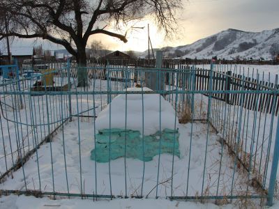 Братская могила 3-х бойцов 5-й Армии, павших в бою с унгерновцами в 1921 г.