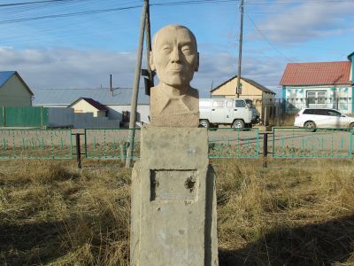 Памятный знак в честь Жиркова Афанасия Васильевича, участника Гражданской войны в Якутии