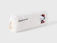 Молочный пушистый пенал с вышивкой Hello Kitty Глория Джинс