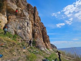 Евгений Андреев: «Целеустремленность и решительность помогают в работе и скалолазании»