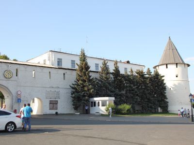 Прясло стены между Юго-восточной башней и Спасской башней