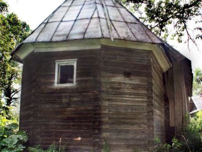 Деревянная Знаменская церковь